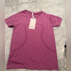 Lululemon Swifty Tech SS Crew. Purple. 8. NWT.